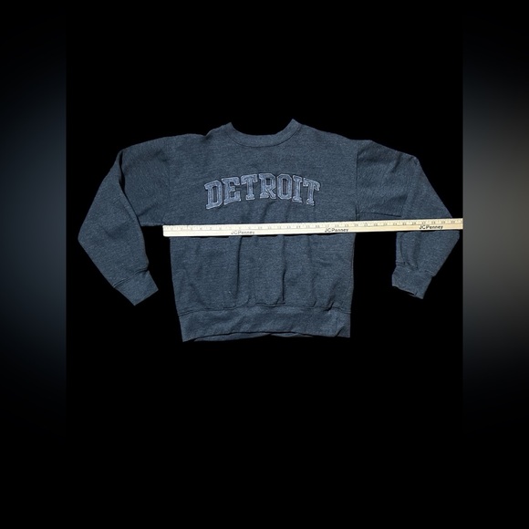 Gray Sweatshirt With Detroit on Front - Picture 8 of 9